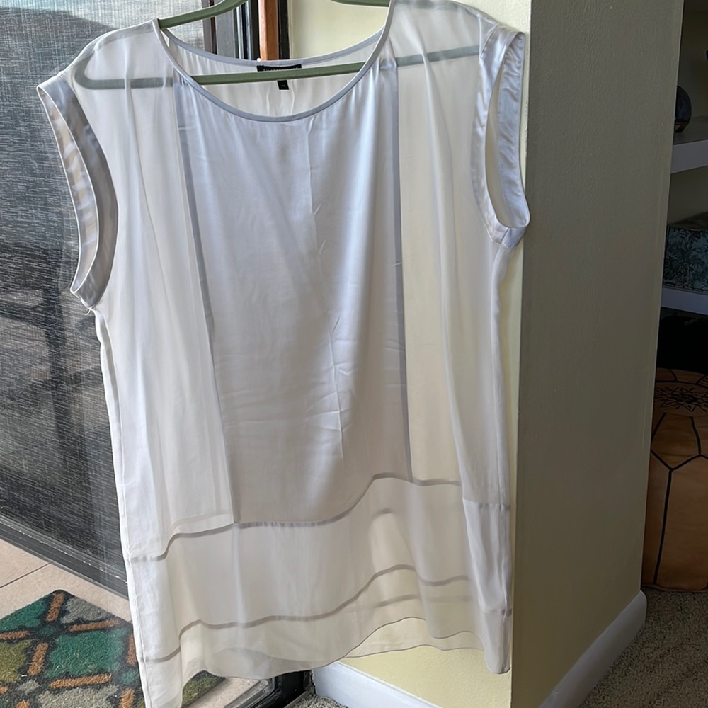 Beautiful silk tunic top like new